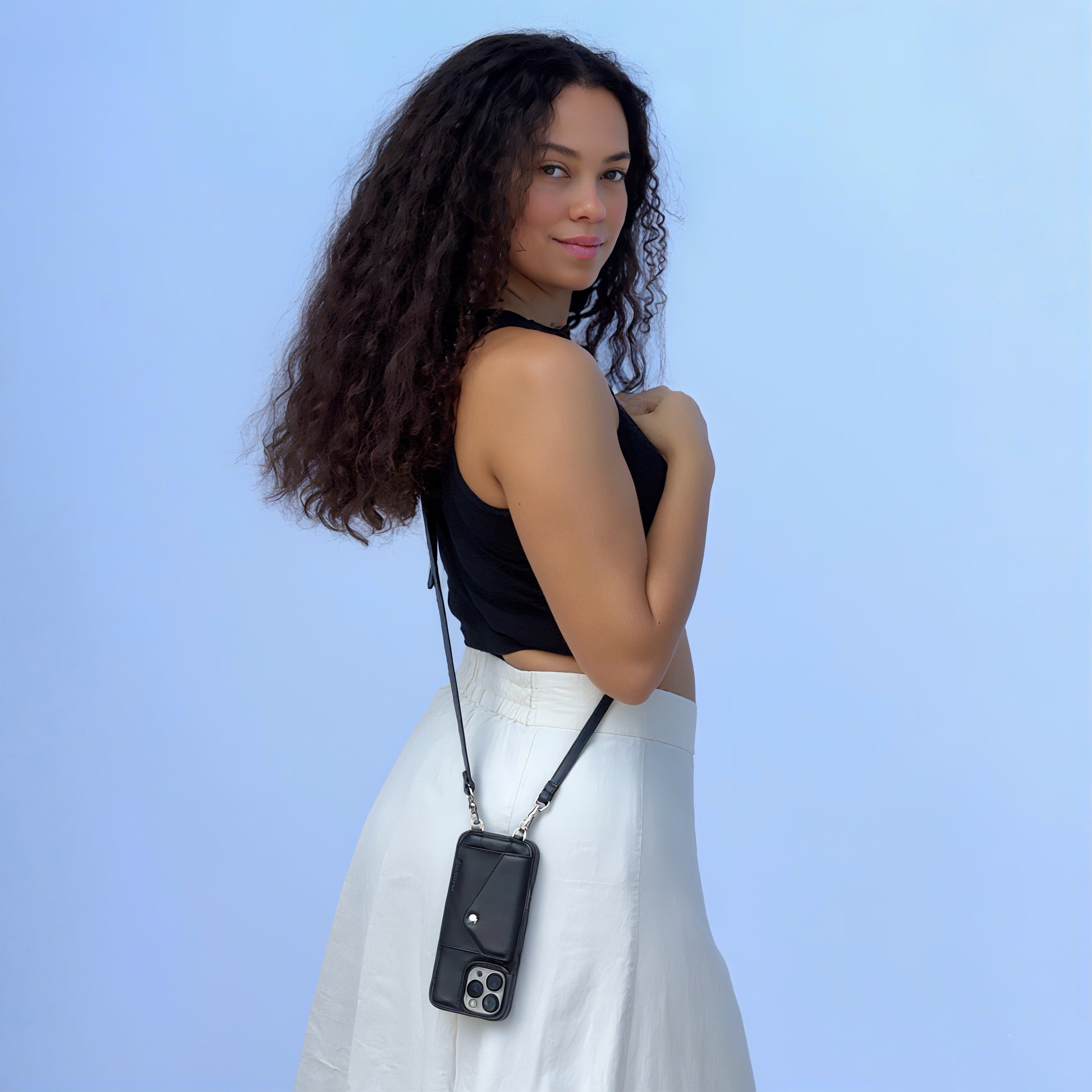 LUCKYCOIN retro black leather hands-free crossbody wallet phone case1